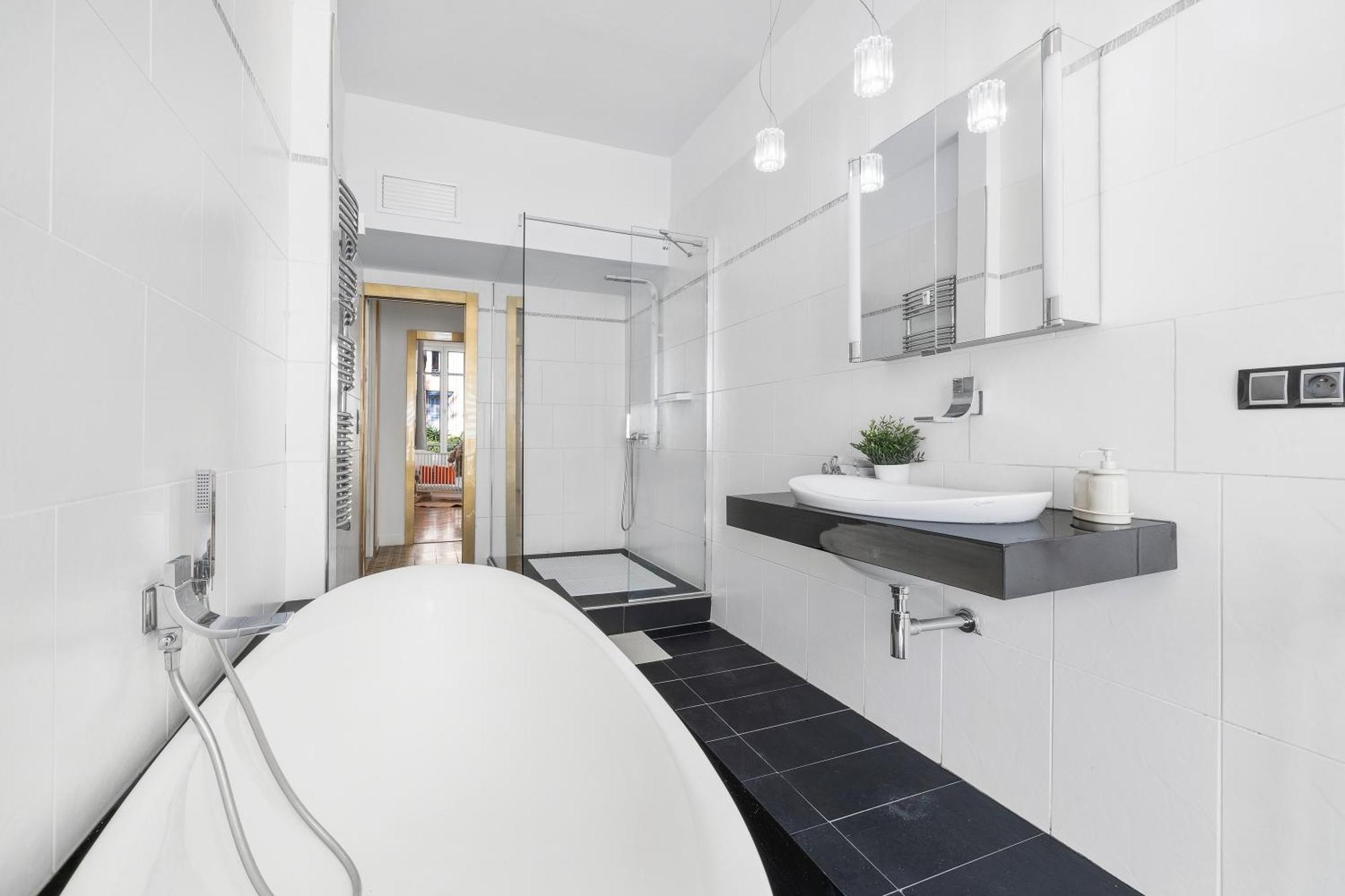 Appartement Renting - Joffre - Luxurious Haussmannian 180m2 4 Bedrooms Nice