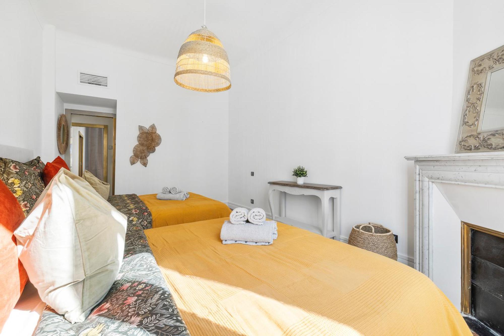 Appartement Renting - Joffre - Luxurious Haussmannian 180m2 4 Bedrooms Nice